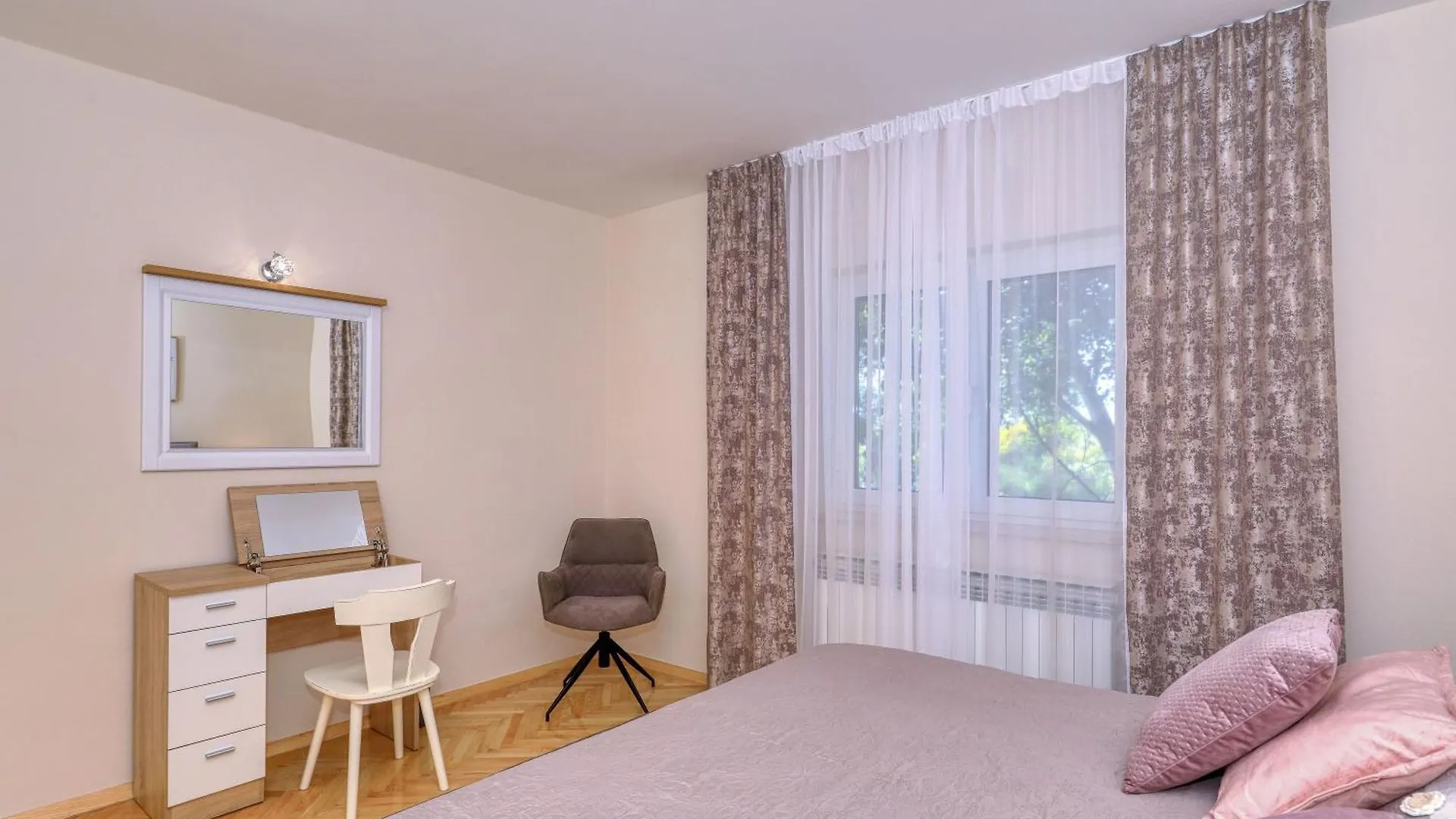 Holiday home Rose Villa Zadar
